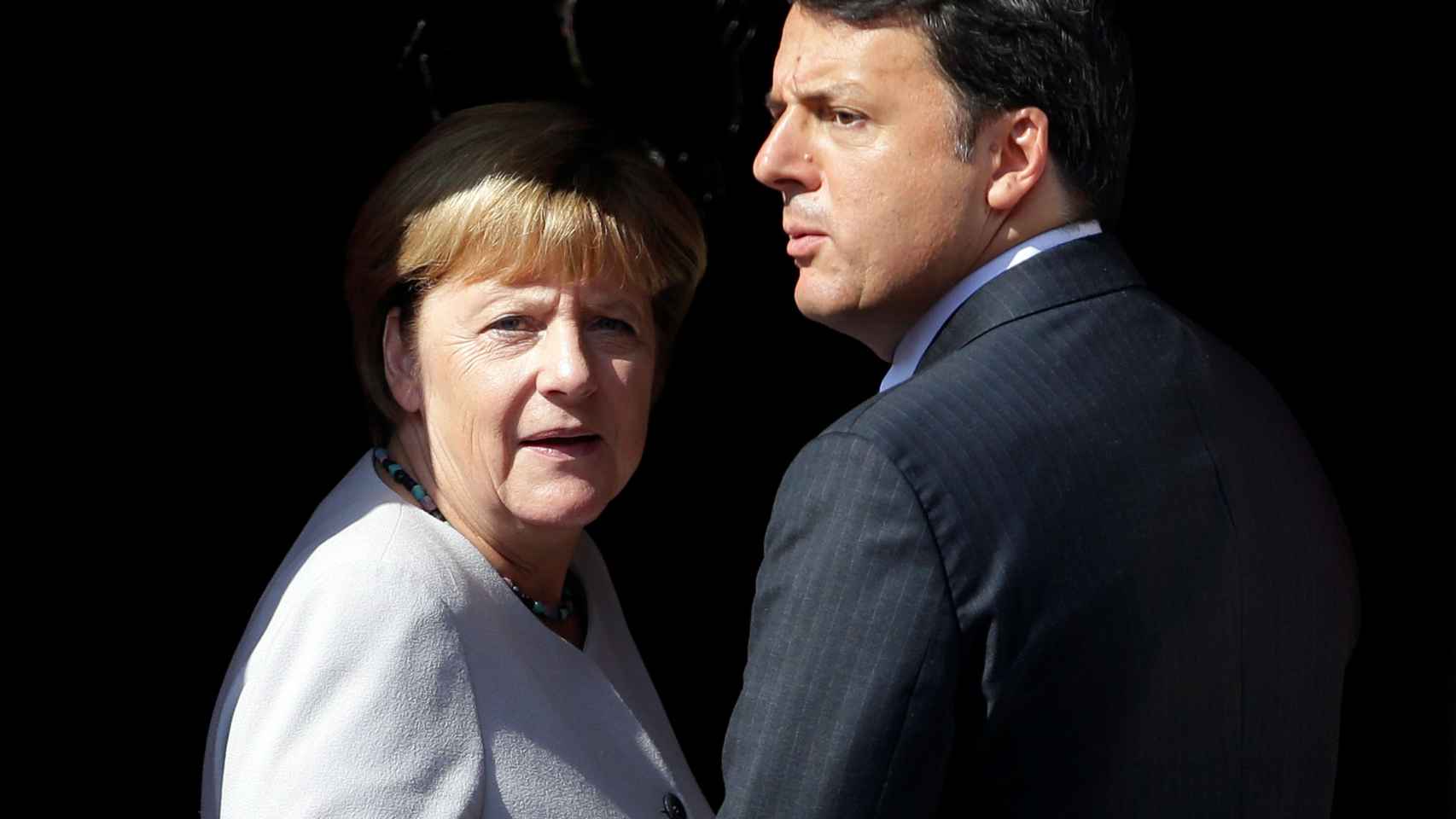 Matteo Renzi afronta un referendo antes de que acabe el año.