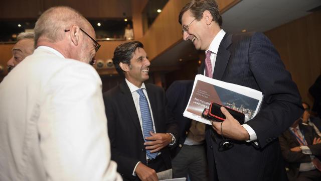 Los tres máximos directivos de Telefónica, Vodafone y Orange en el XXX Encuentro de Telecomunicaciones.