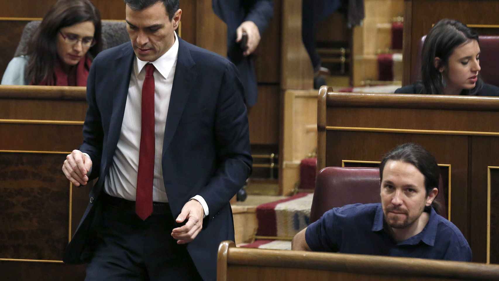 Iglesias y Sánchez, en una comparecencia en el Congreso