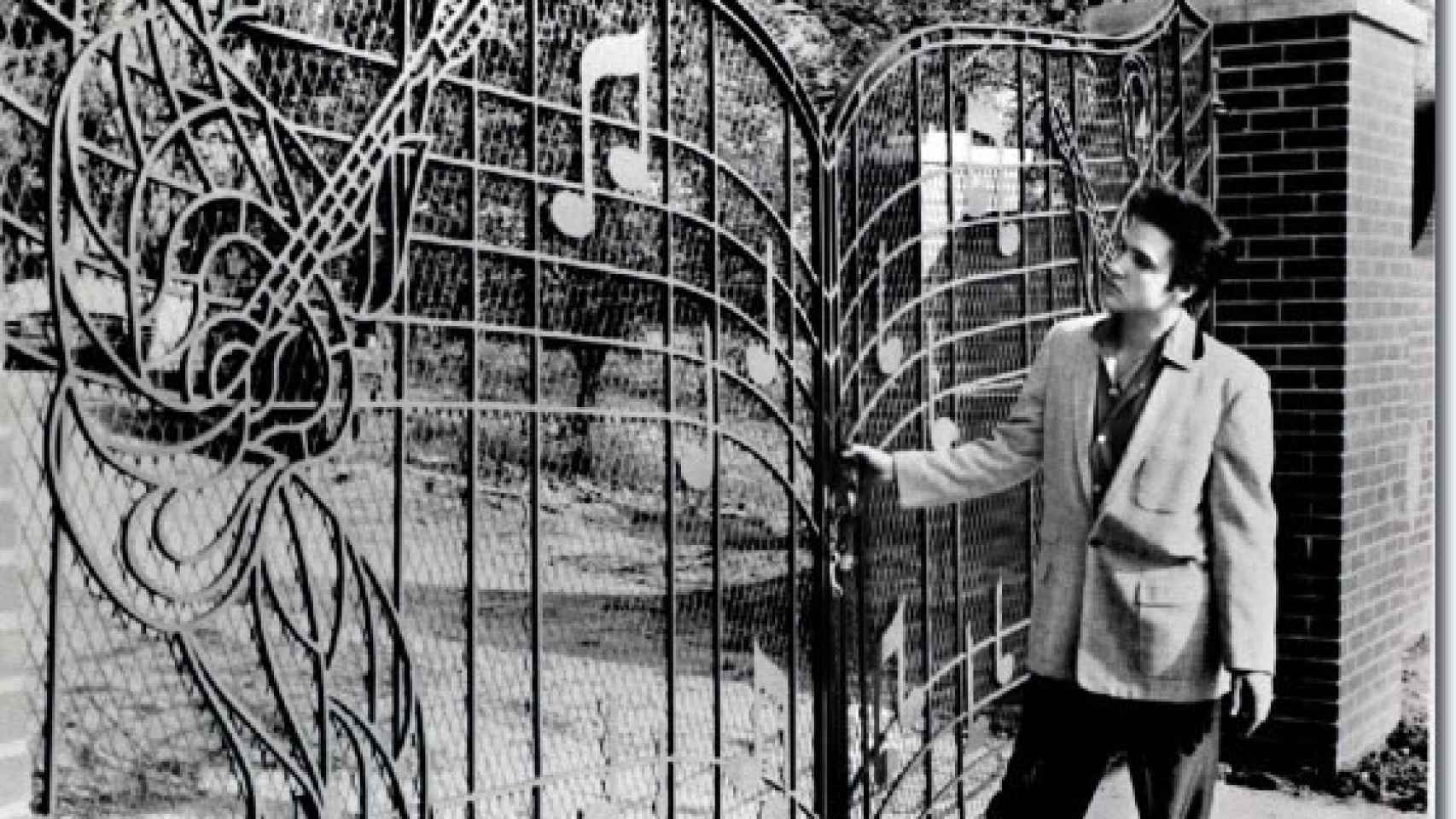 Elvis a las puertas de Graceland