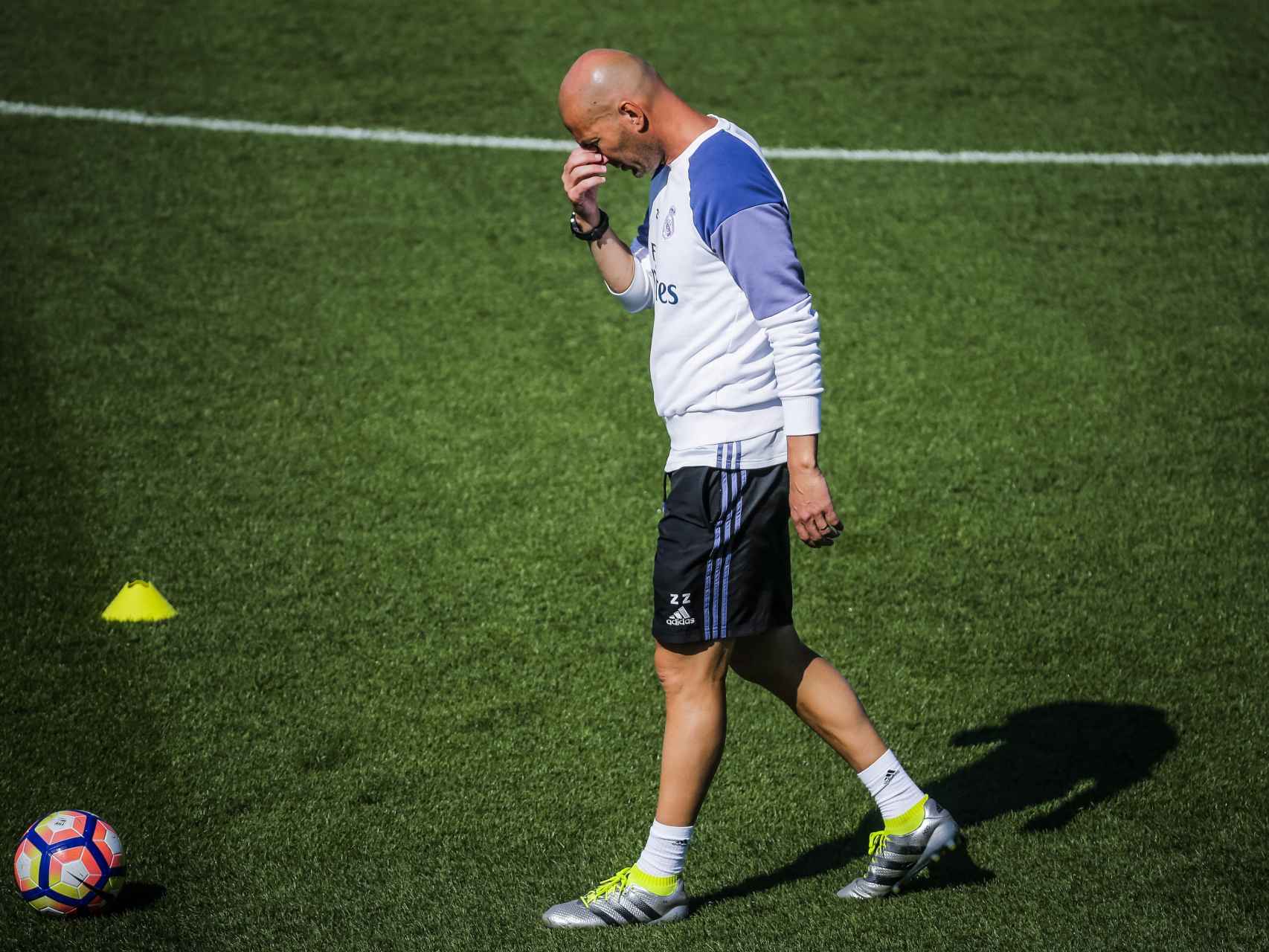 Zidane durante el entrenamiento del Real Madrid.