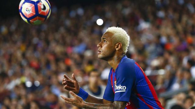 Neymar, durante el partido contra el Alavés.