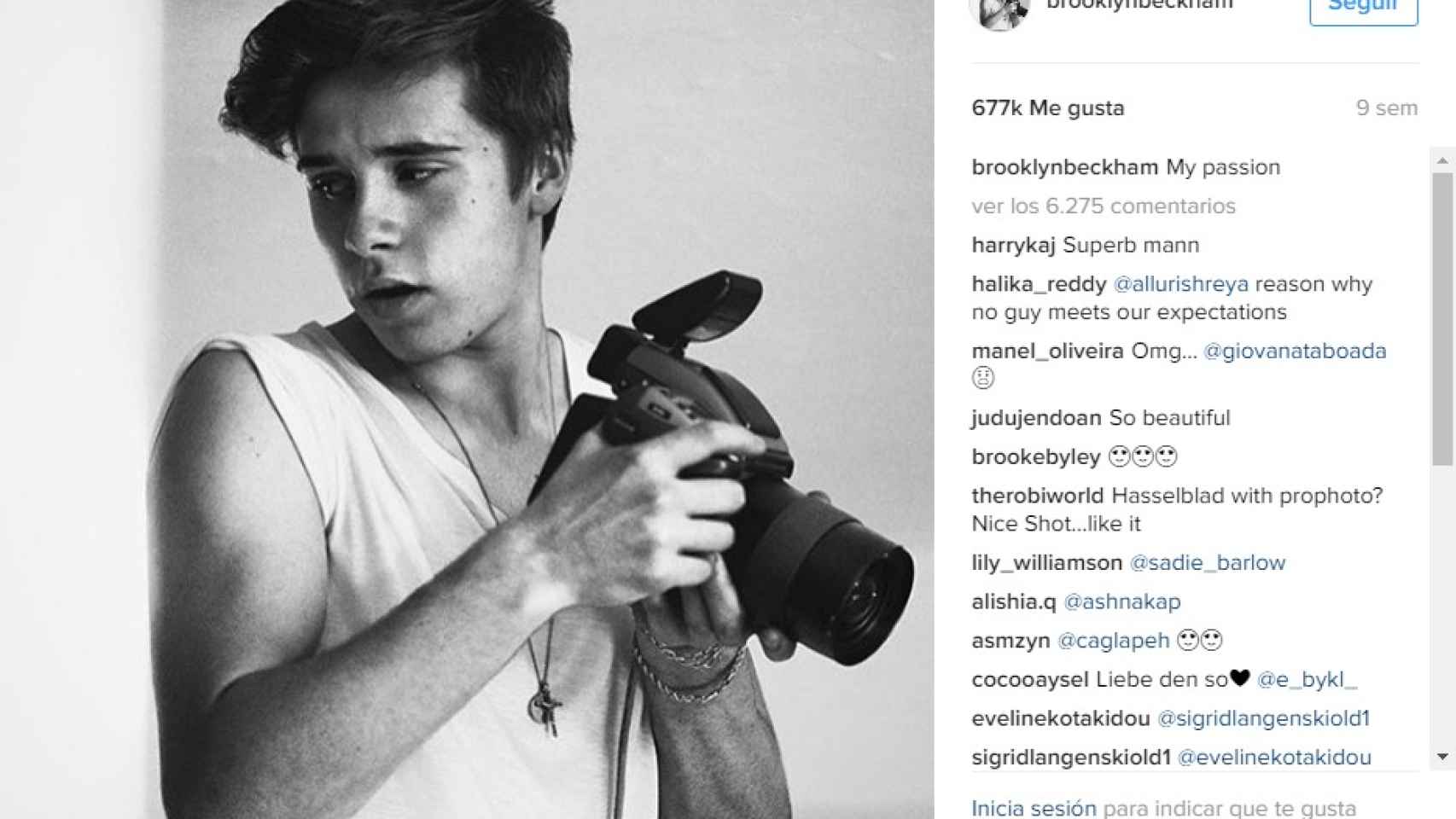 En su Instagram se pueden ver multitud de fotos en las que demuestra su pasión y posa con su cámara.