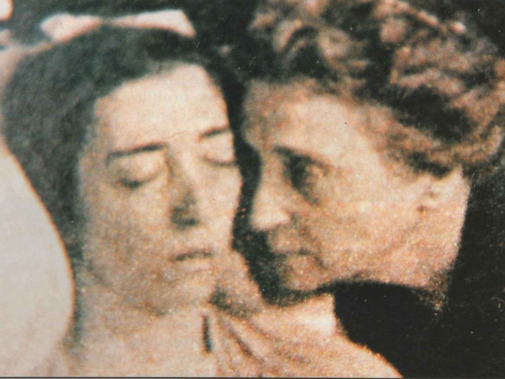 Imagen de Margarita Ruiz de Lihory junto a su hija muerta.