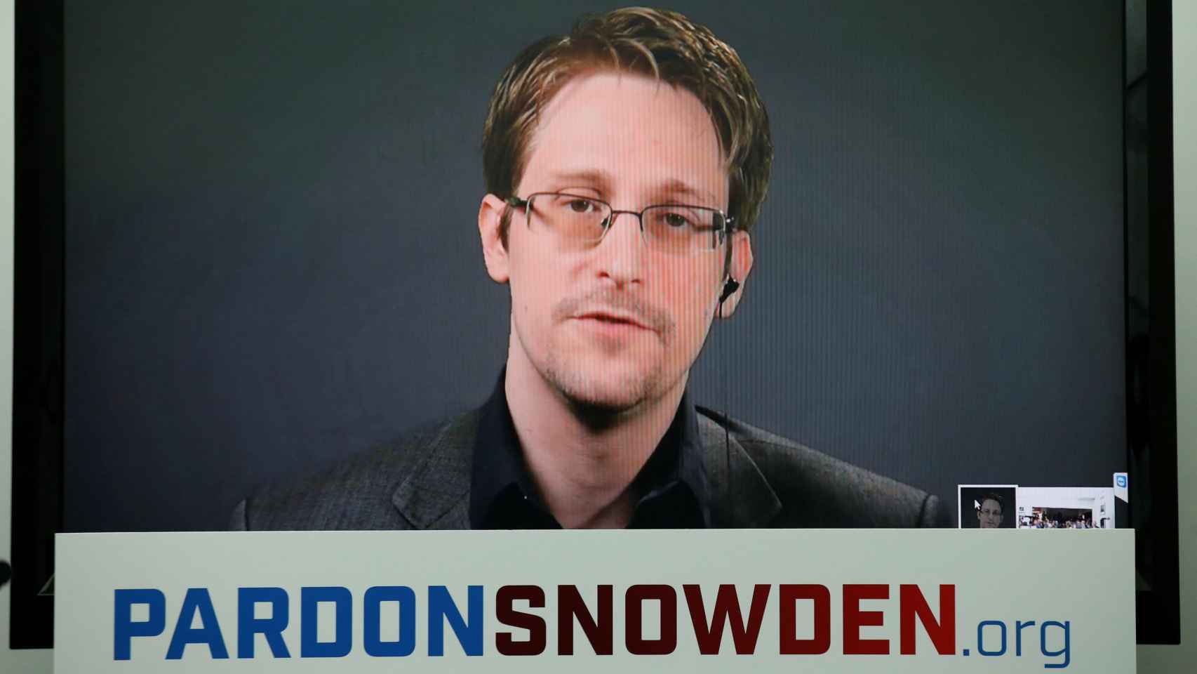Edward Snowden a través de una pantalla durante el evento en Nueva York.