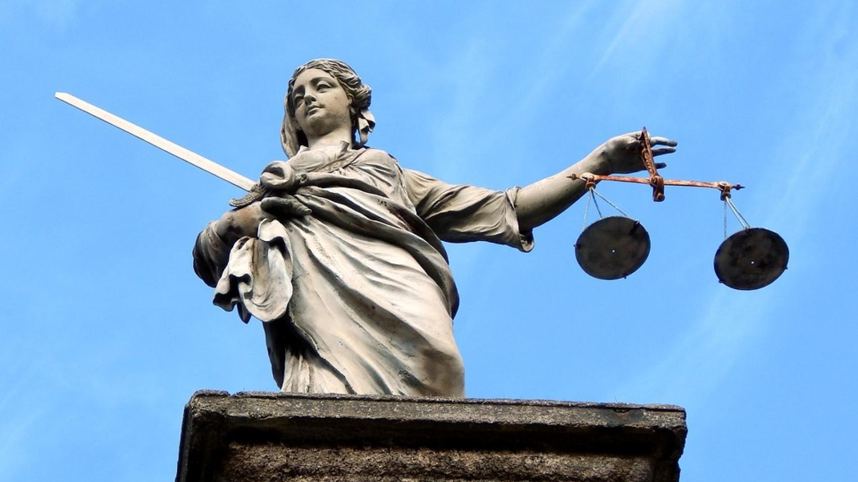 Alegoría de la Justicia en Dublín/ Pixabay