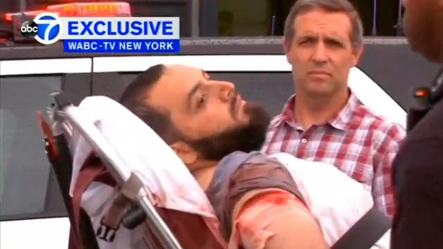 Ahmad Rahami, tras su detención.