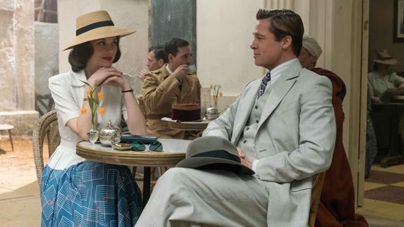 Brad Pitt y Marion Cotillard en un descanso del rodaje de la película.