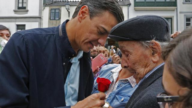 Pedro Sánchez, este miércoles en un acto electoral en Vilalba (Lugo).