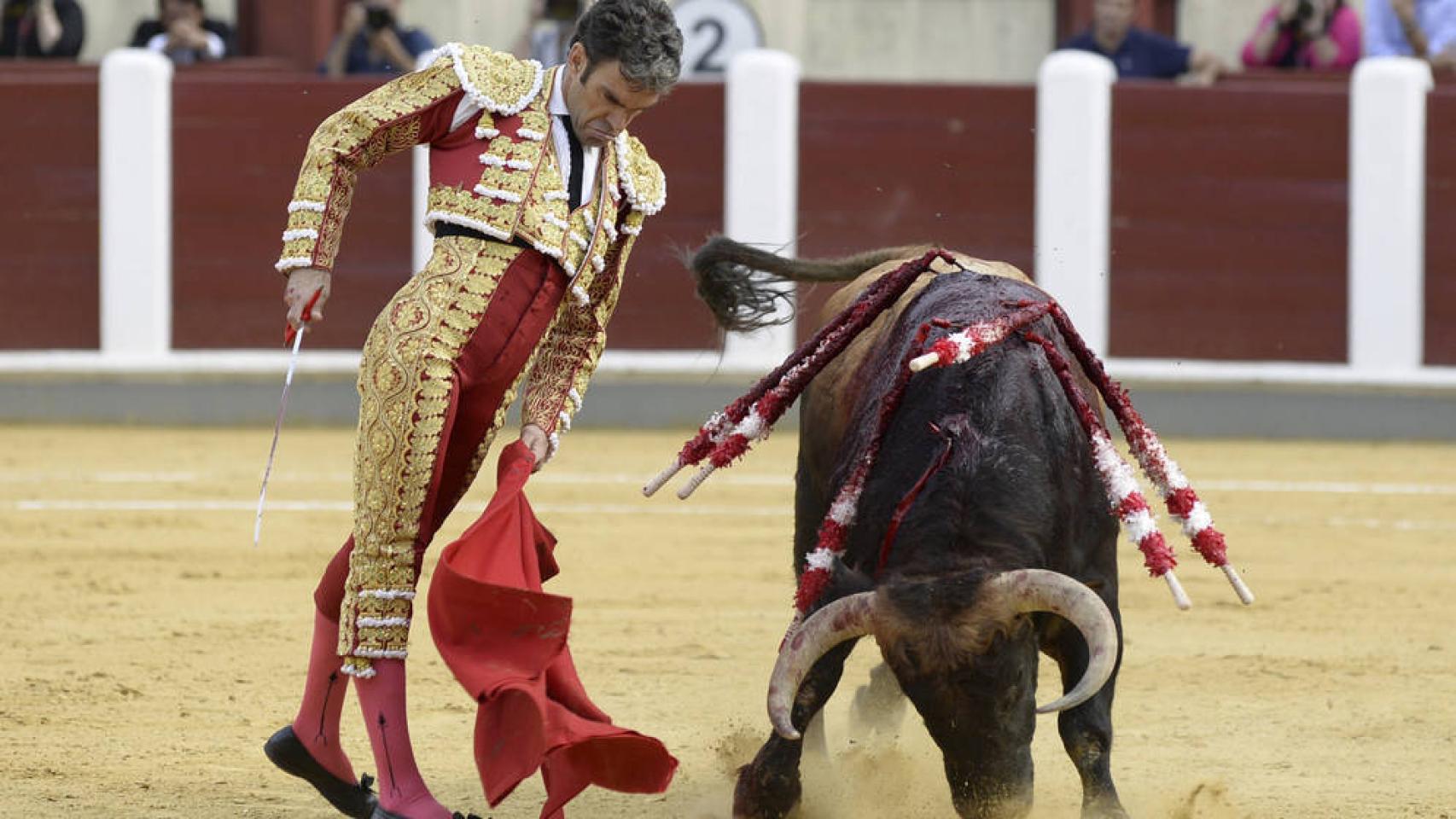 José Tomas, durante el homenaje a Víctor Barrio en Valladolid.