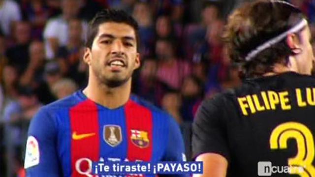 Luis Suárez llama payaso a Filipe Luis