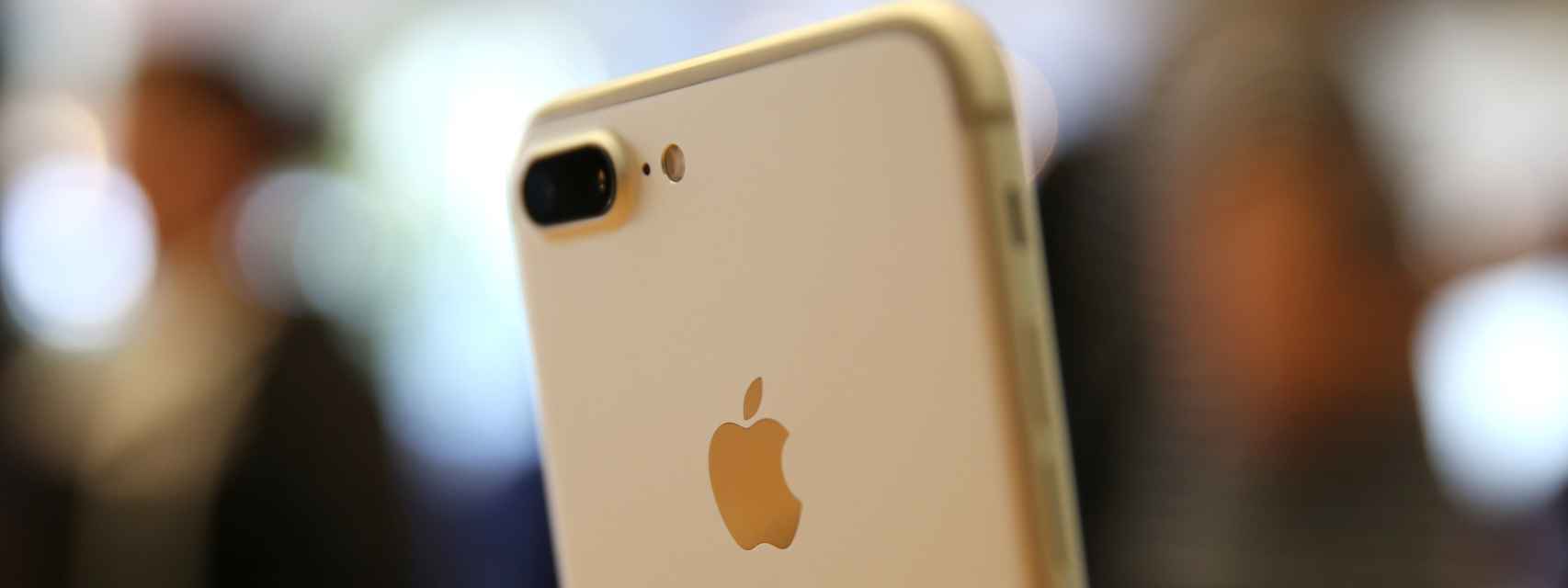 Un 'hacker' adolescente dice haber liberado el iPhone 7 en menos de 24 horas