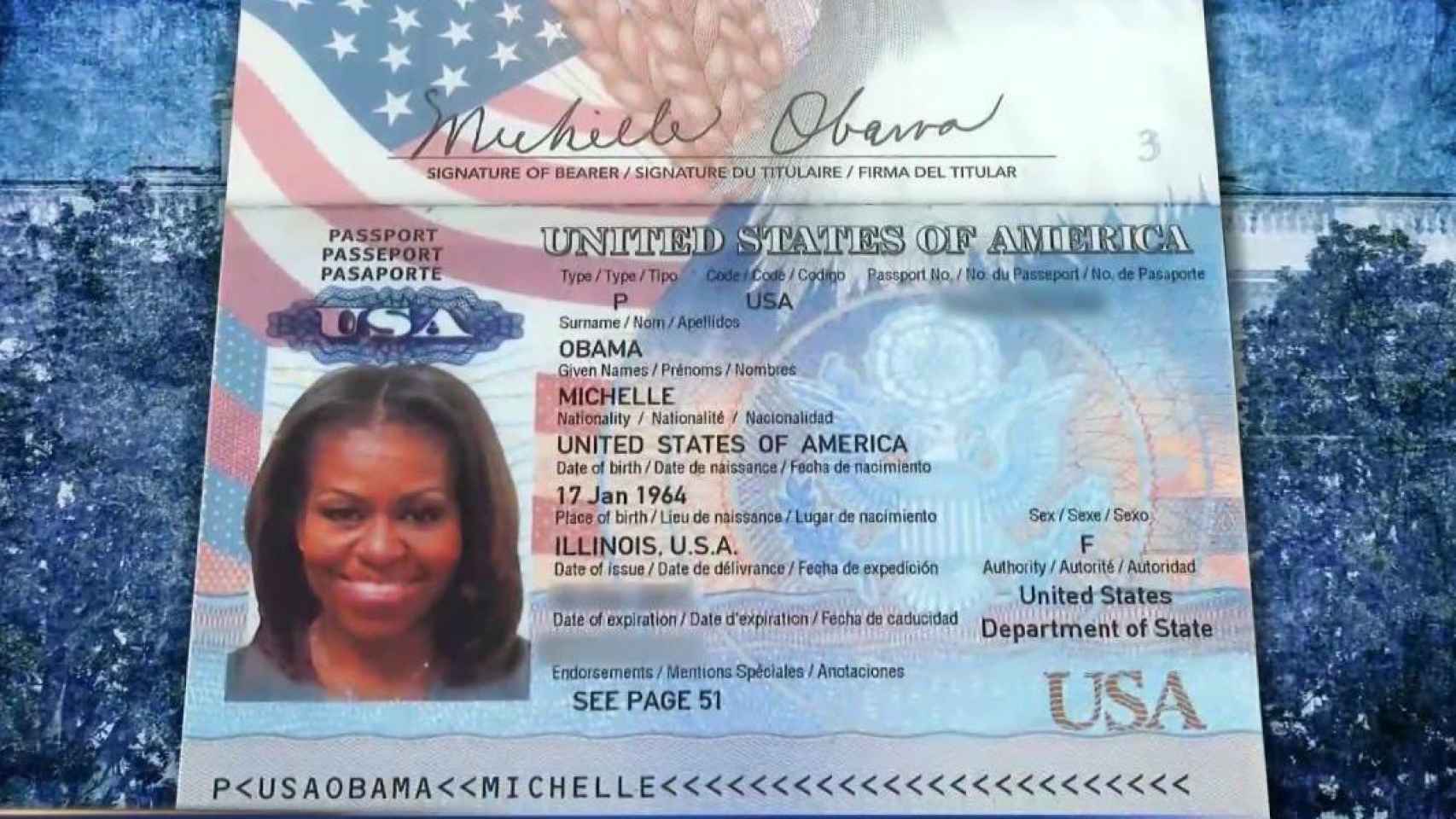 Imagen filtrada del pasaporte de Michelle Obama.