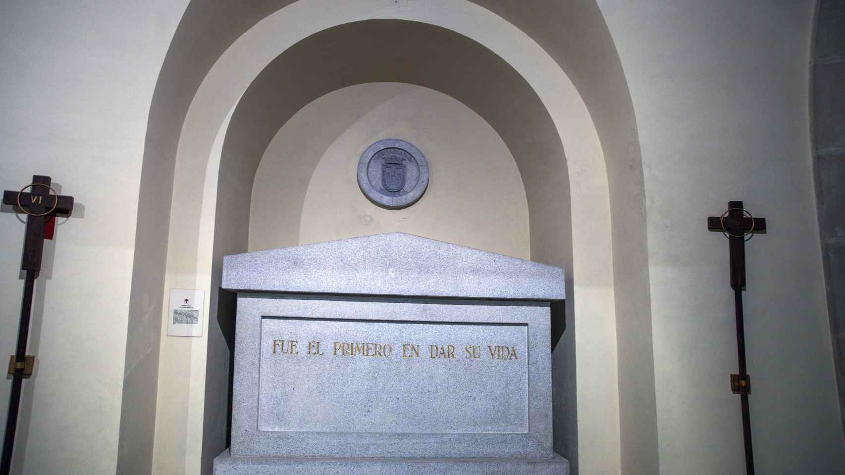 “Fue el primero en dar su vida”, se lee en la tumba en la que yace Jaime Munárriz.