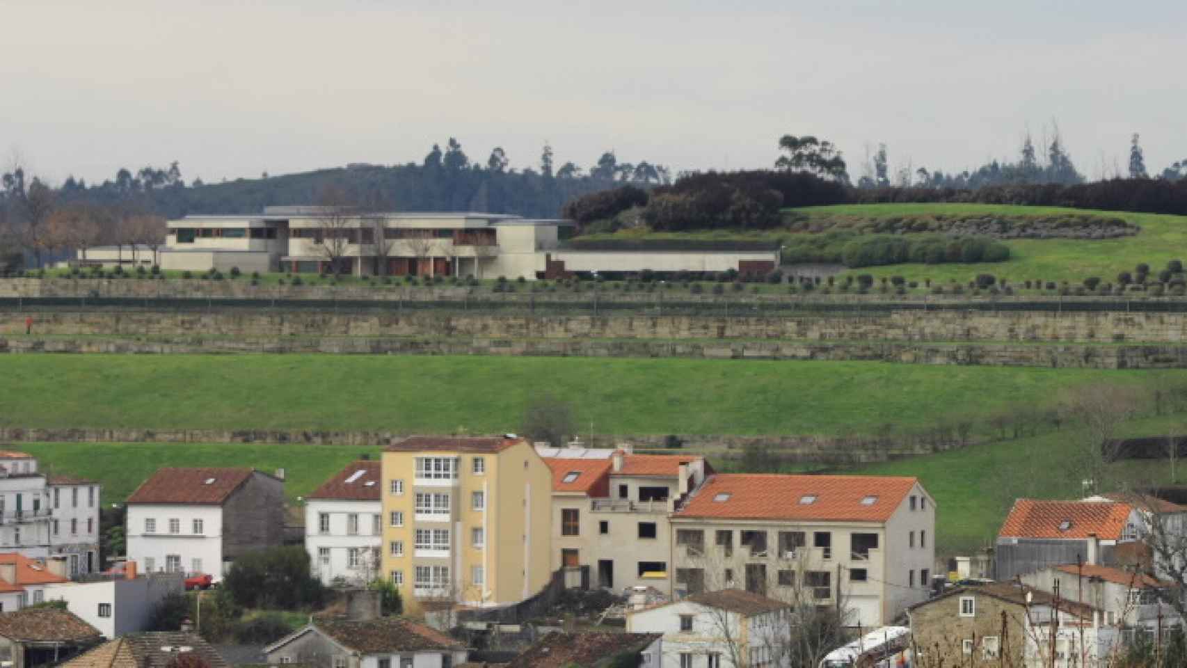 La colina sobre la que se contrsuyó el Palacio Montepío.