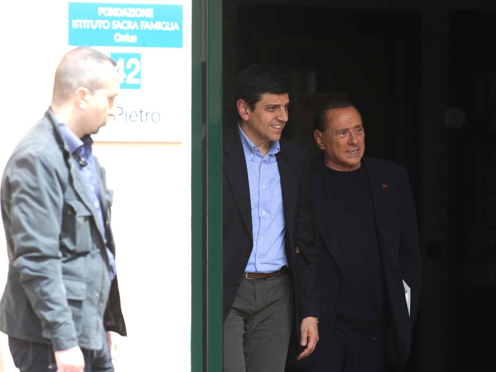 Berlusconi tuvo que trabajar durante un año en un centro para ancianos con demencia.