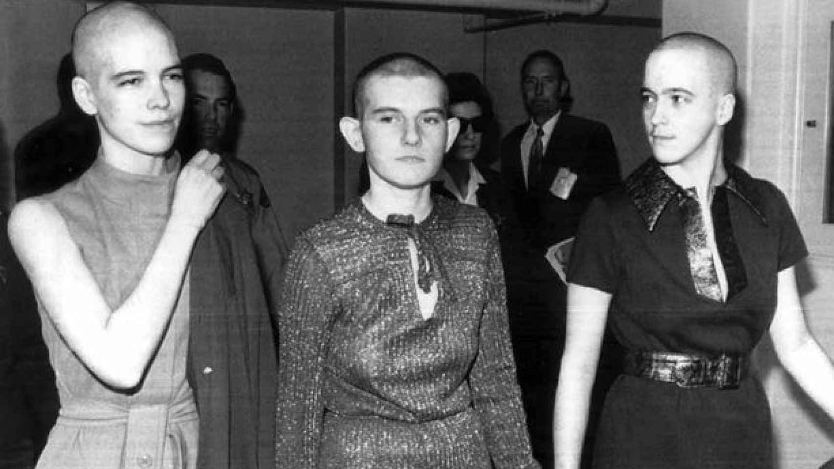 Leslie, Patricia y Susan se raparon el pelo en solidaridad con Manson.