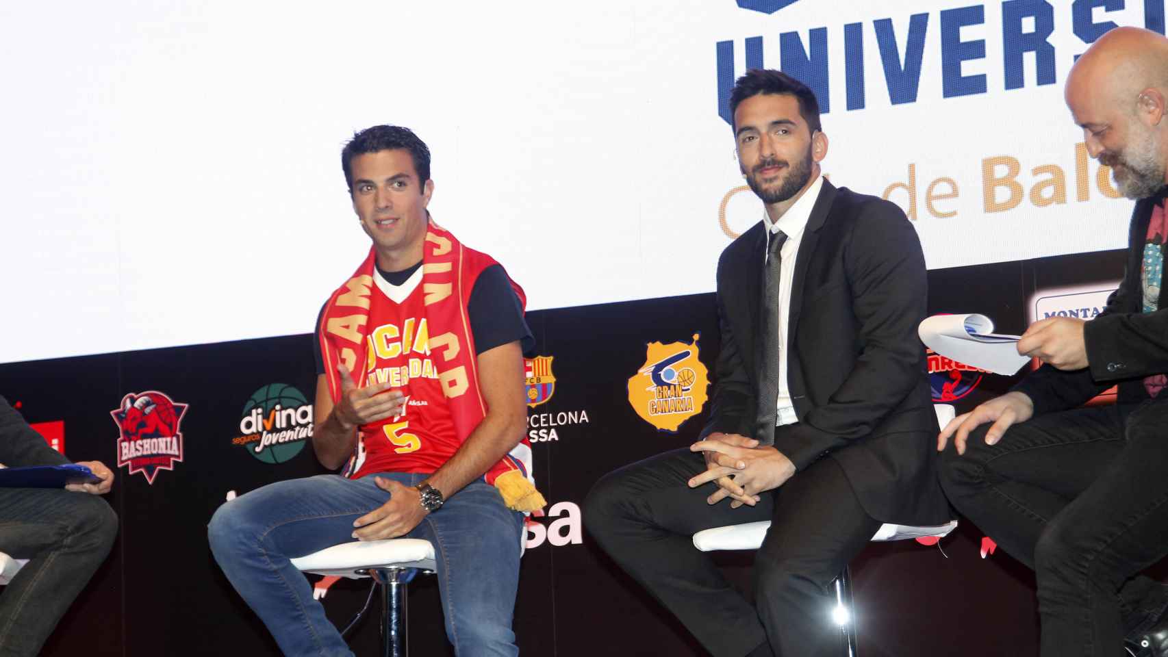 Miguel Ángel López y Campazzo durante la presentación de la ACB.