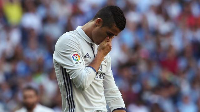 Cristiano Ronaldo durante el encuentro ante el Eibar.