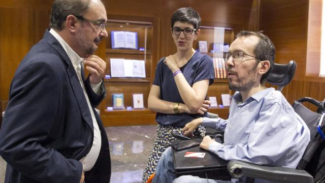 El presidente del Gobierno de Aragón, Javier Lambán, y el líder de Podemos, Pablo Echenique.