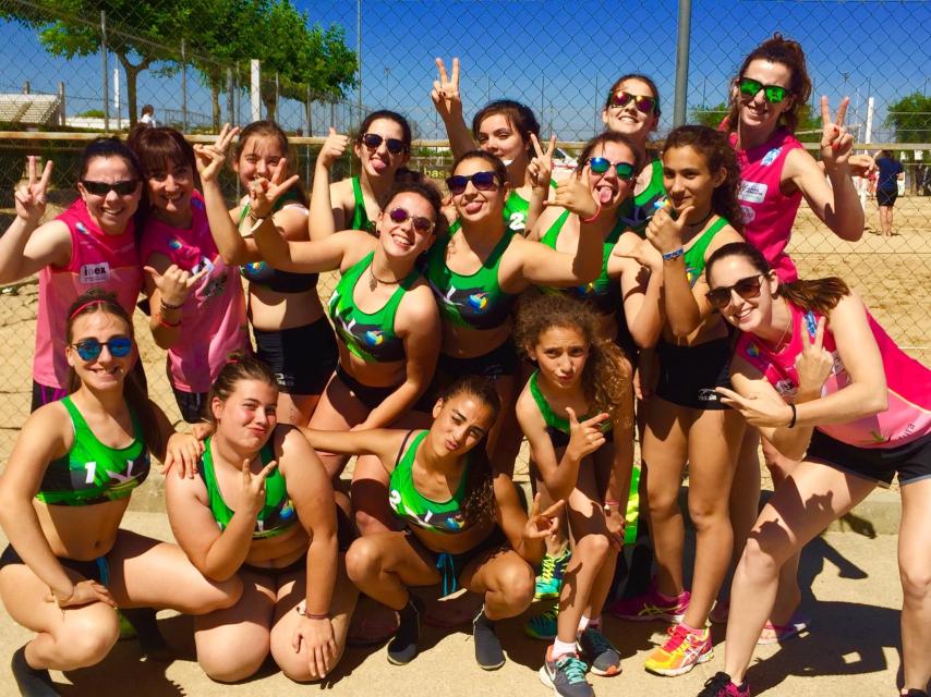 El equipo de vóley-playa de Extremadura Arroyo.