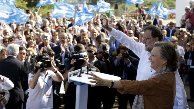 Mariano Rajoy y Luisa Fernanda Rudi en el acto celebrado en Zaragoza.