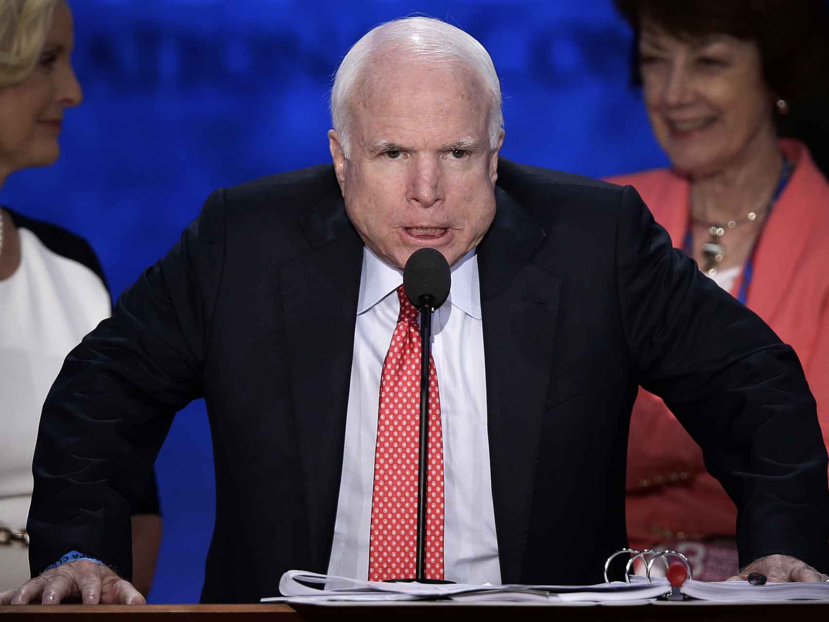 El senador republicano por Arizona John McCain.