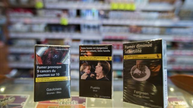 Cajetillas de cigarrillos genéricas