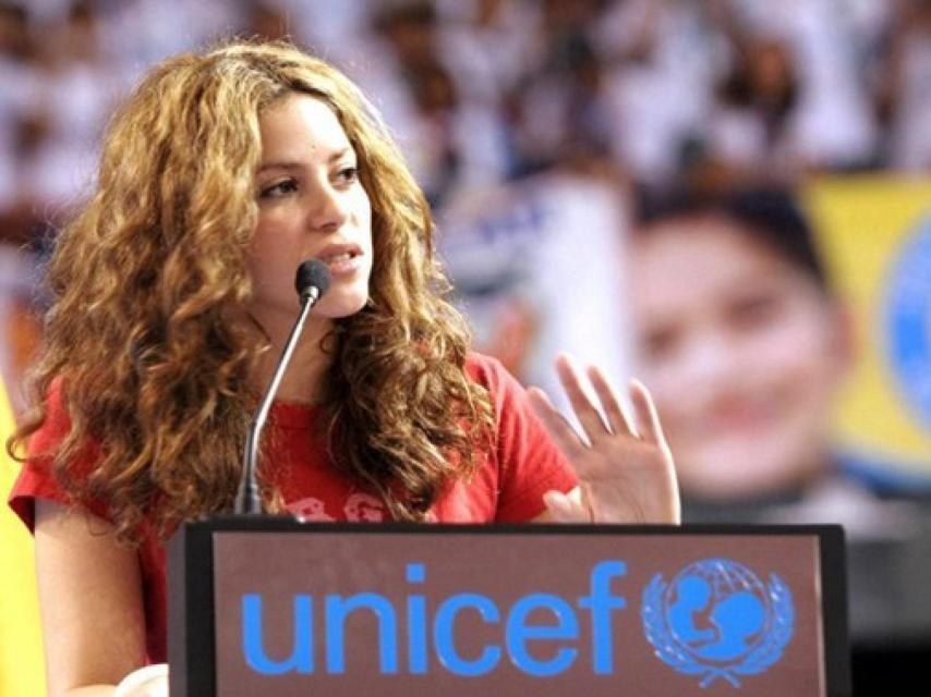 Shakira fue nombrada Embajadora de Buena Voluntad de UNICEF en 2003