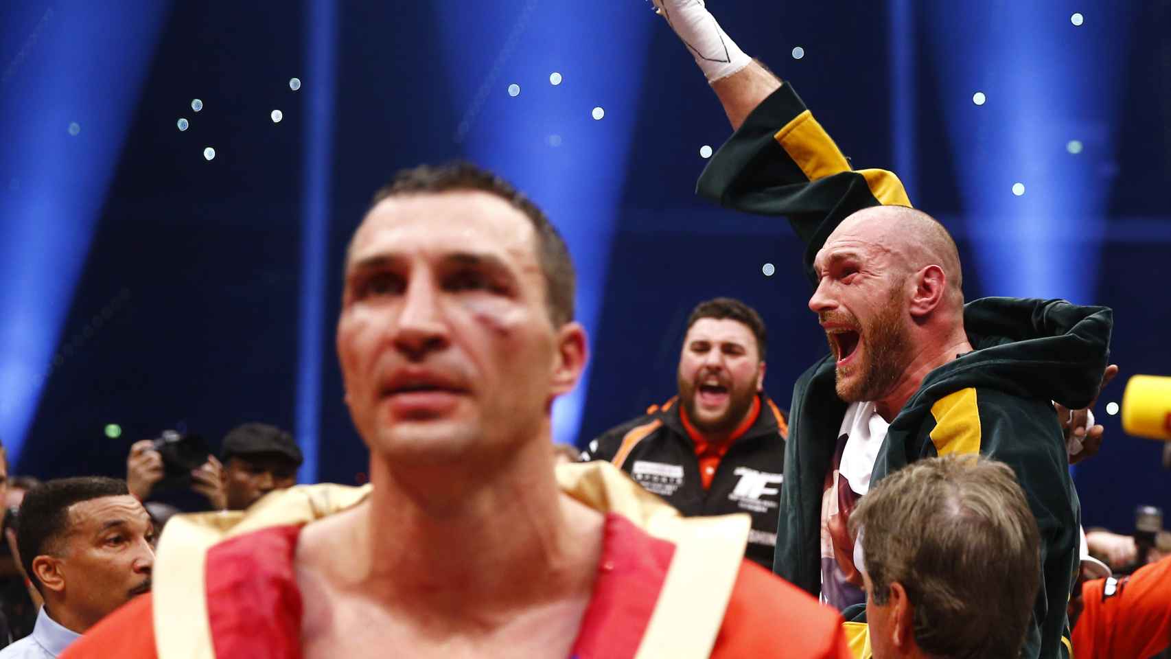 Tyson Fury celebra su victoria ante Klitschko en la final de los pesos pesados.