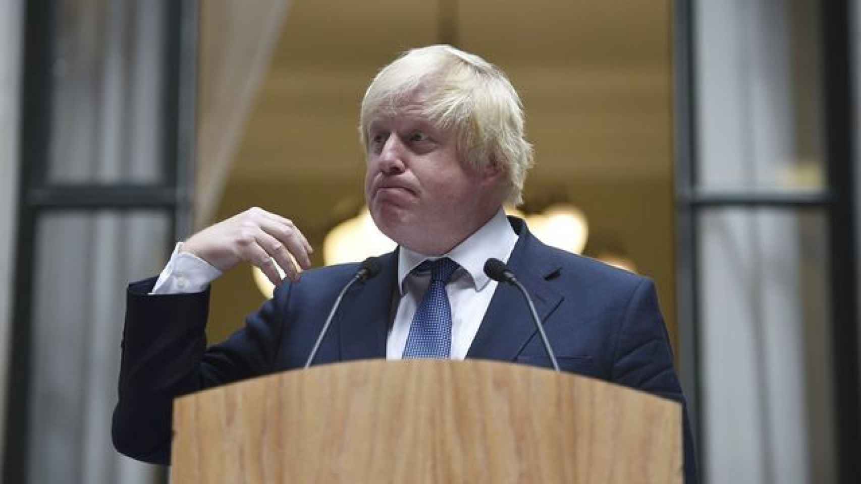 Boris Johnson en una comparecencia de prensa.