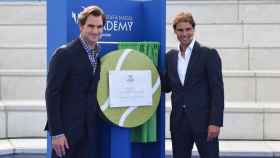 Roger Federer y Rafael Nadal en la presentación de la academia del segundo.