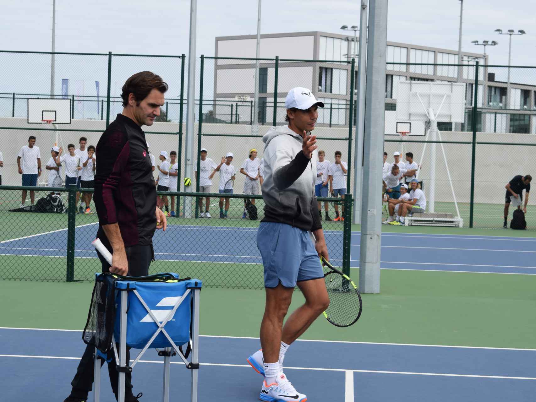 Nadal y Federer, en la academia presentada en Manacor.
