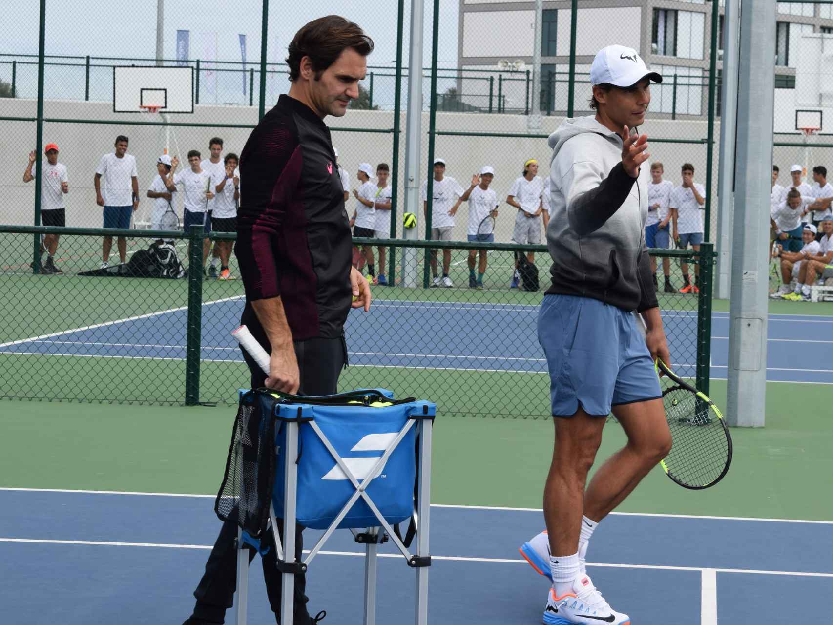 Federer y Nadal en la presentación de la academia del segundo.