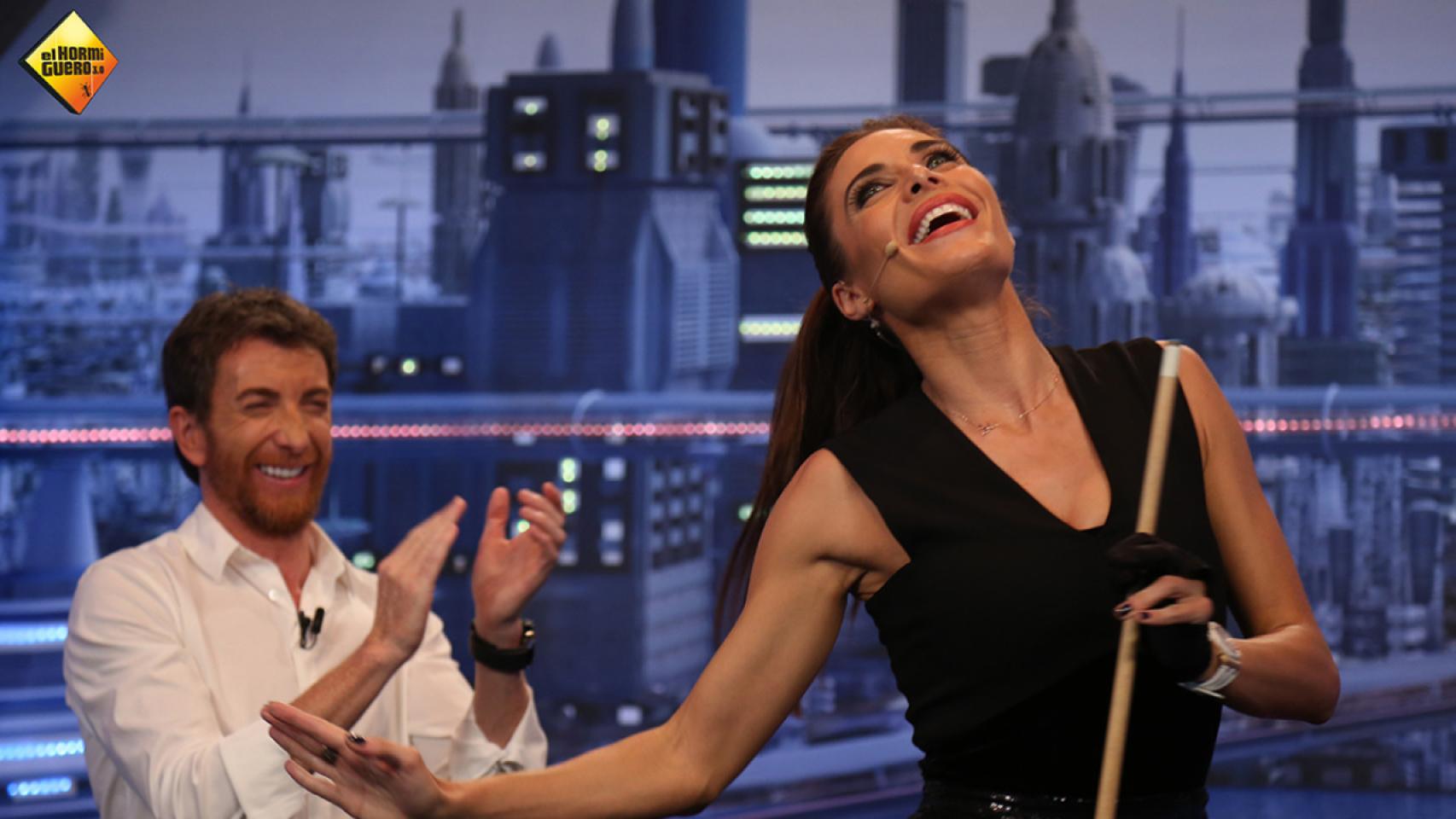 Pilar Rubio supera su reto en 'El hormiguero': aprender a jugar al billar