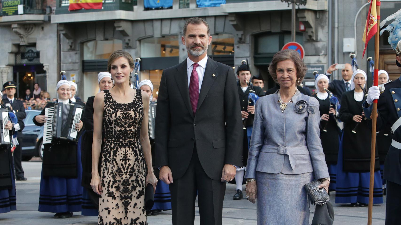 Todos los invitados a la alfombra azul de los premios Princesa de Asturias