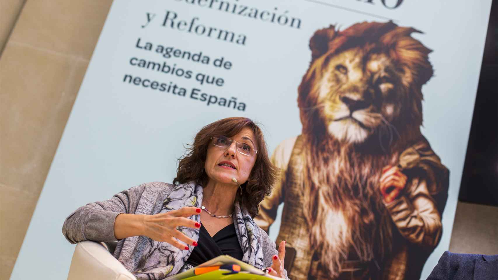 Mercedes Chacón, directora de FP Dual de Bankia durante su intervención