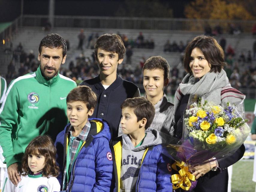 Despedida de Raúl del NY Cosmos, último equipo en el que militó el madrileño.