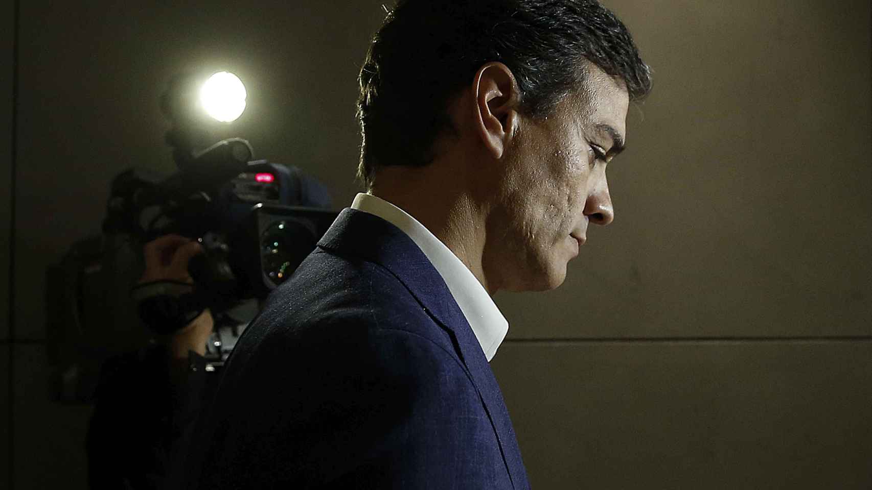 El ex secretario general del PSOE Pedro Sánchez tras anunciar que renuncia a su acta de diputado.