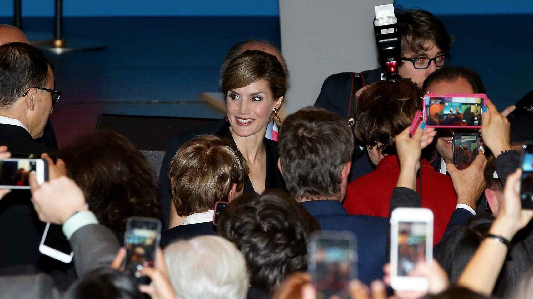 La reina Letizia en el Congreso Mundial del Cáncer en París.