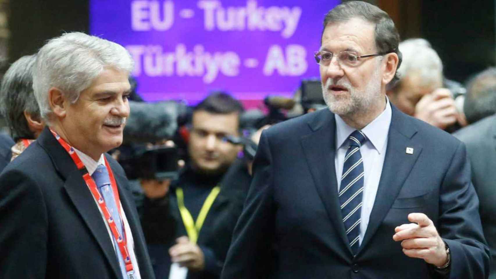 Alfonso Dastis junto a Mariano Rajoy en noviembre de 2015.