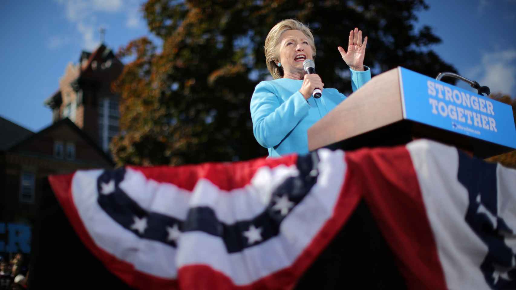 Clinton durante un acto de campaña en New Hampshire.