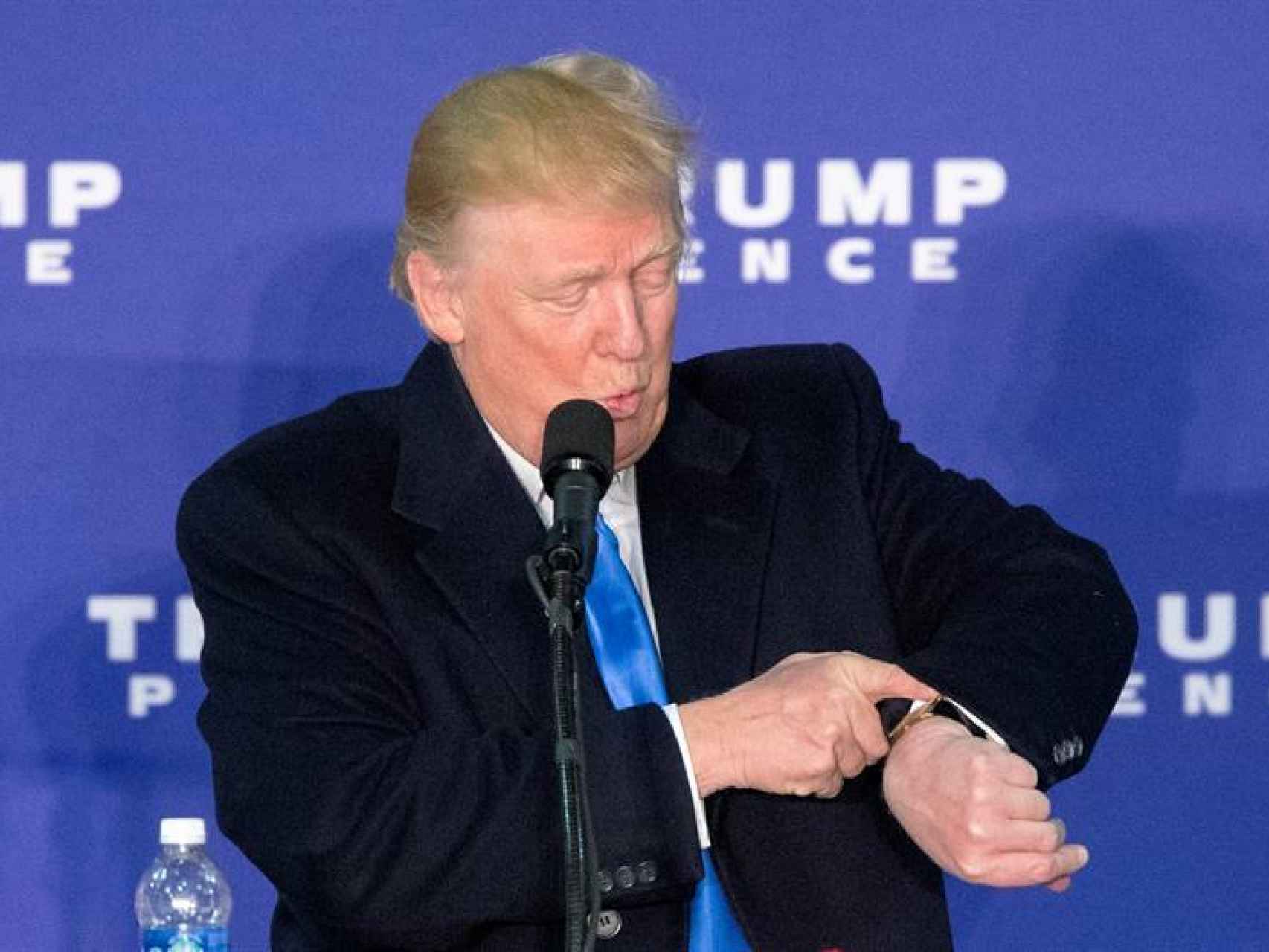 Trump mira el reloj contando las horas para la jornada electoral del 8-N.
