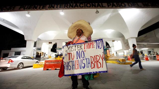 Los mexicanos reciben con preocupación la noticia de la victoria de Donald Trump.