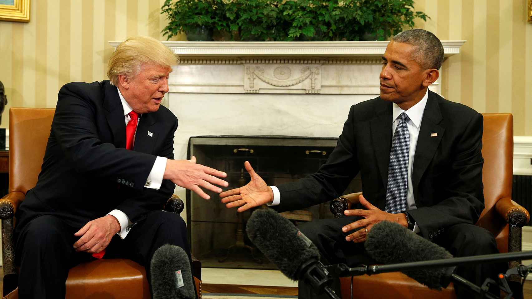 Trump y Obama tras la reunión.