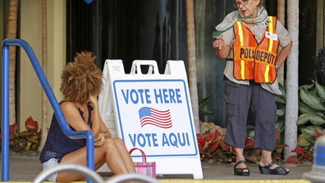 Los demócratas latinos no pudieron con el núcleo duro de Trump.