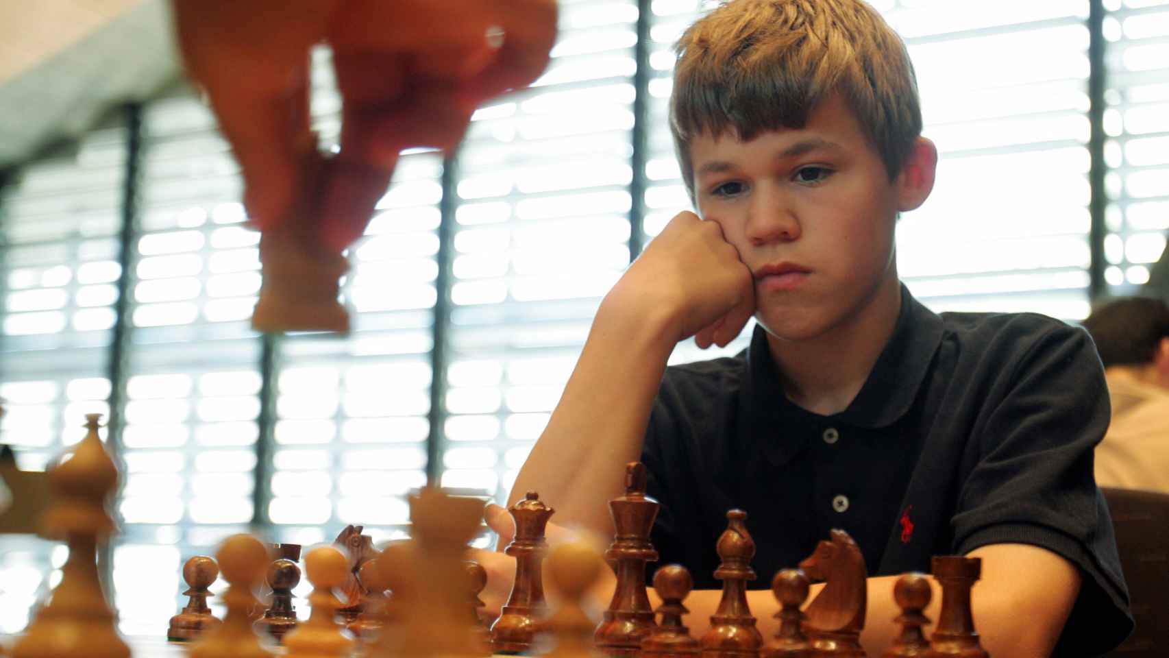 Carlsen, con 14 años, durante una de sus primeras competiciones oficiales.