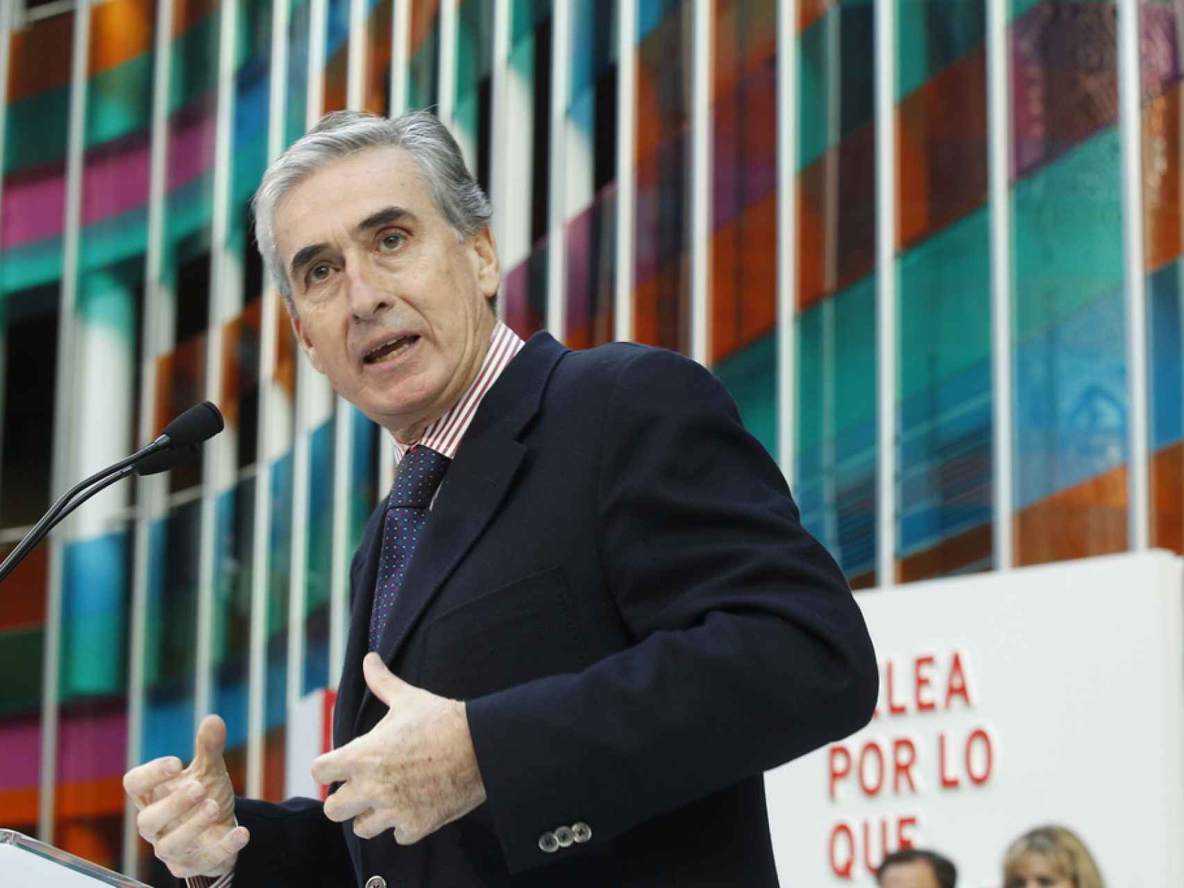 Ramón Jáuregui, portavoz del PSOE en el Parlamento Europeo, en una imagen de archivo.