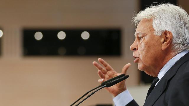 Felipe González durante una intervención en Sevilla.