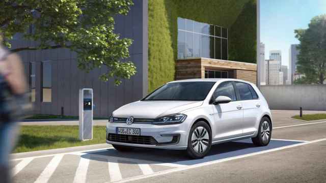 Volkswagen e-Golf 2017, ahora con 300 km de autonomía